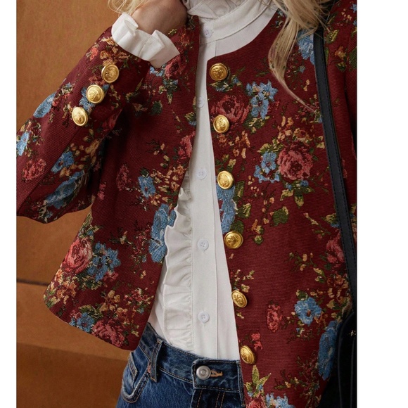 Classic Floral Tapestry Button Detail Jacket - Picture 7 of 11